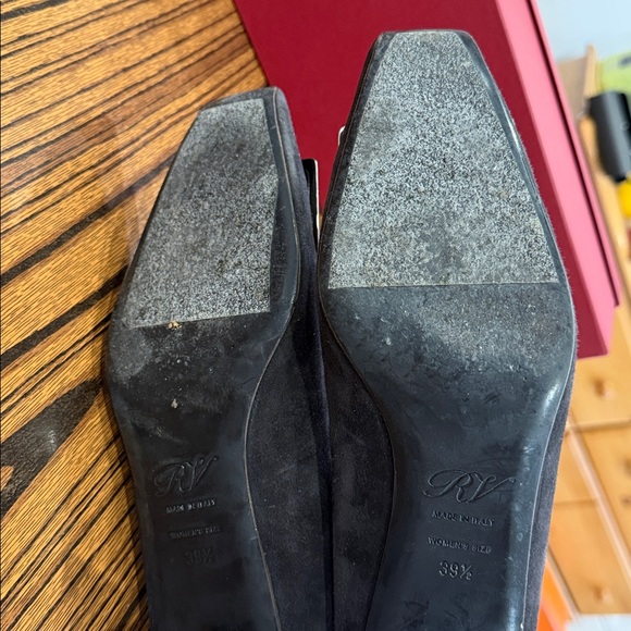 Roger Vivier Black Heels with Silver Buckle - Picture 4 of 4